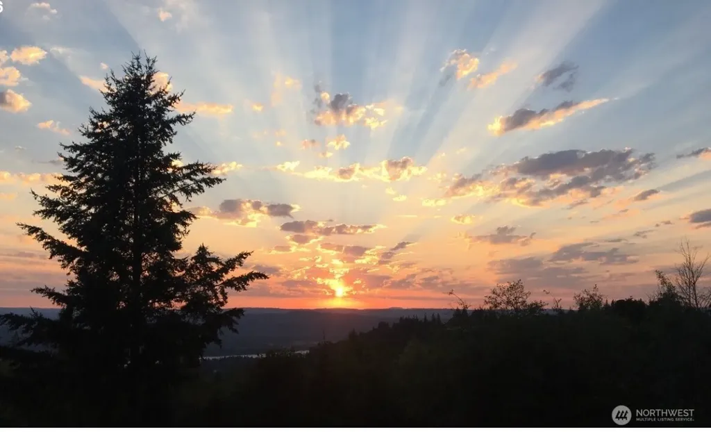 4955 Green Mountain Road Kalama WA 98625