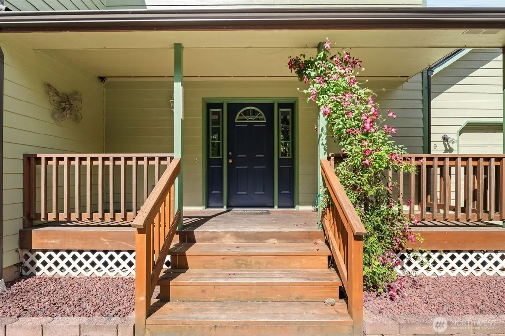 4955 Green Mountain Road Kalama WA 98625