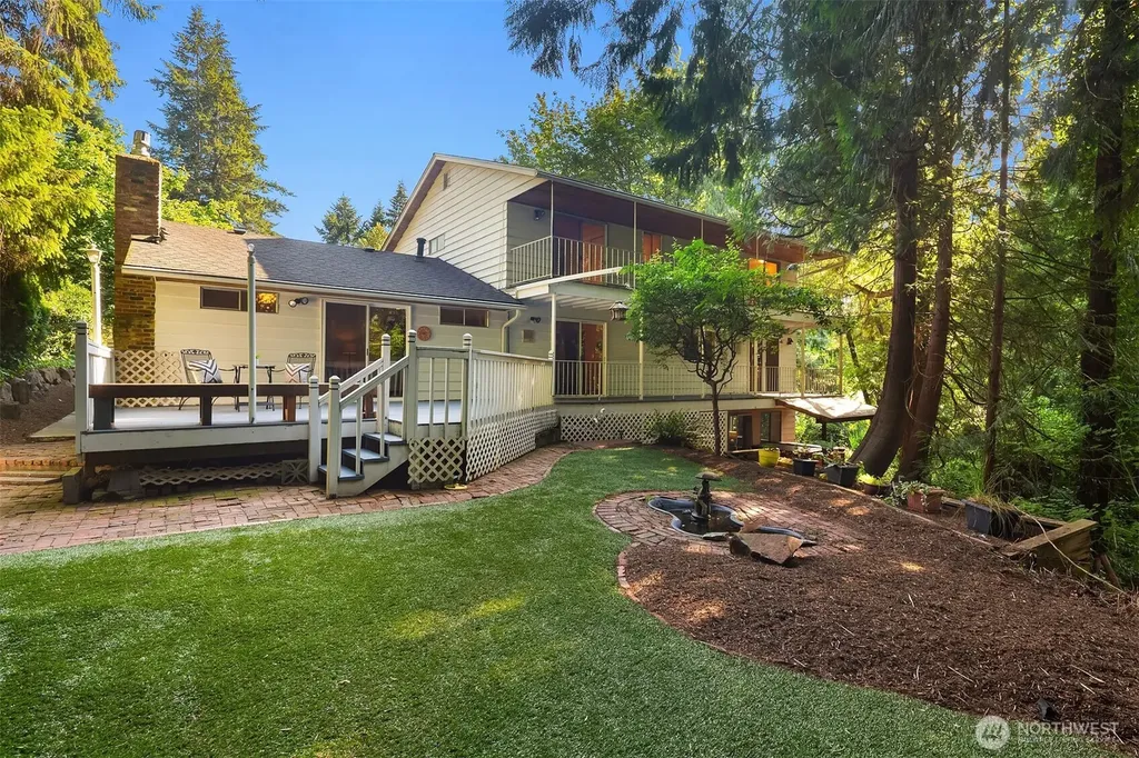 6116 190th Street Kenmore WA 98028