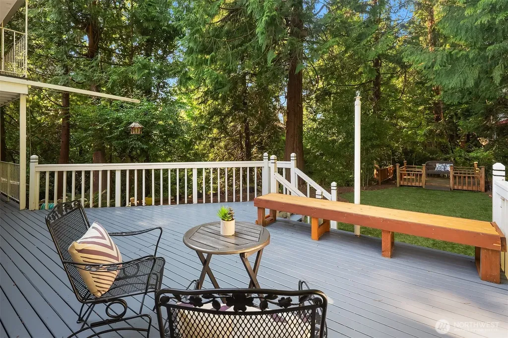 6116 190th Street Kenmore WA 98028