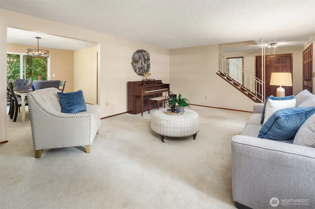 6116 190th Street Kenmore WA 98028