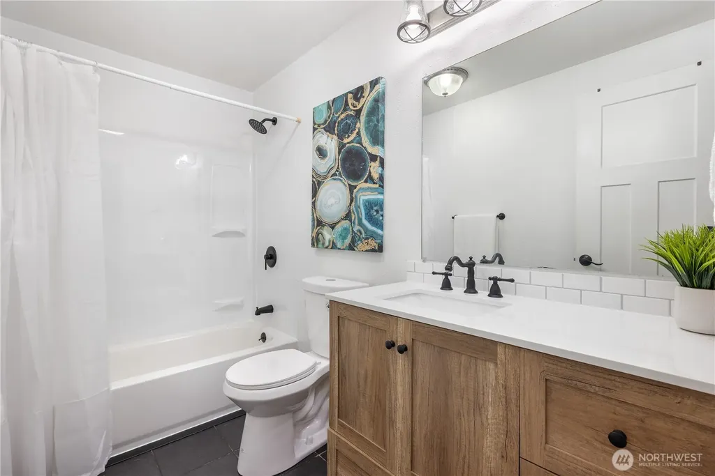 183 Pogue Lane Castle Rock WA 98611