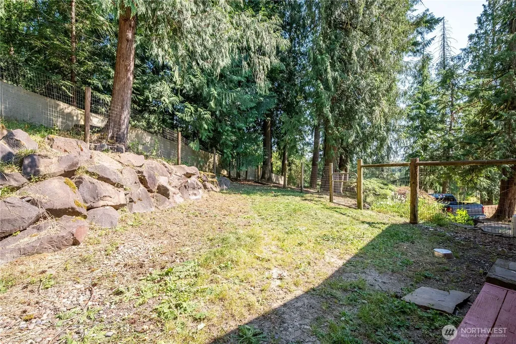 183 Pogue Lane Castle Rock WA 98611