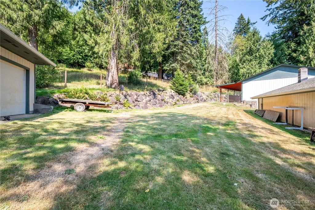 183 Pogue Lane Castle Rock WA 98611