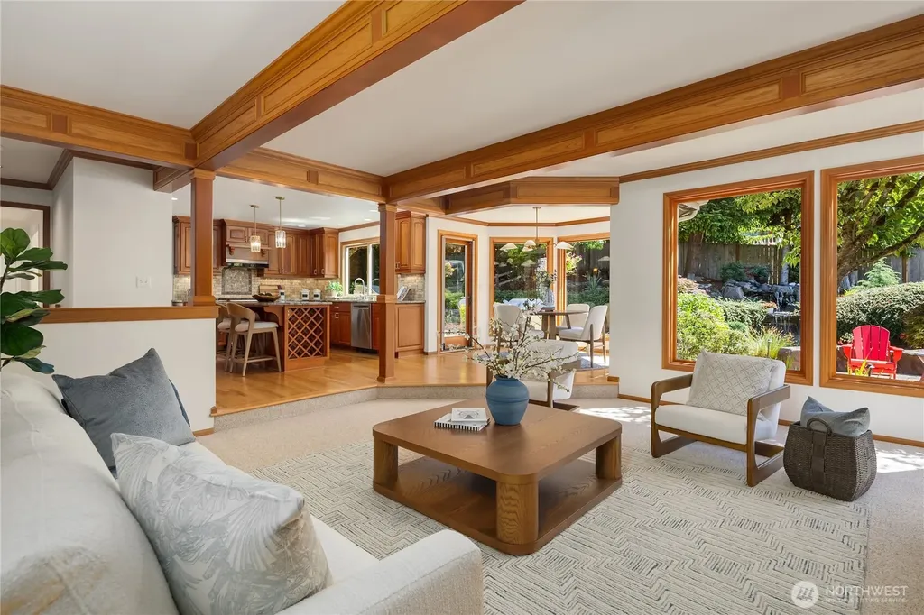 22525 SE 46th Place Sammamish WA 98075
