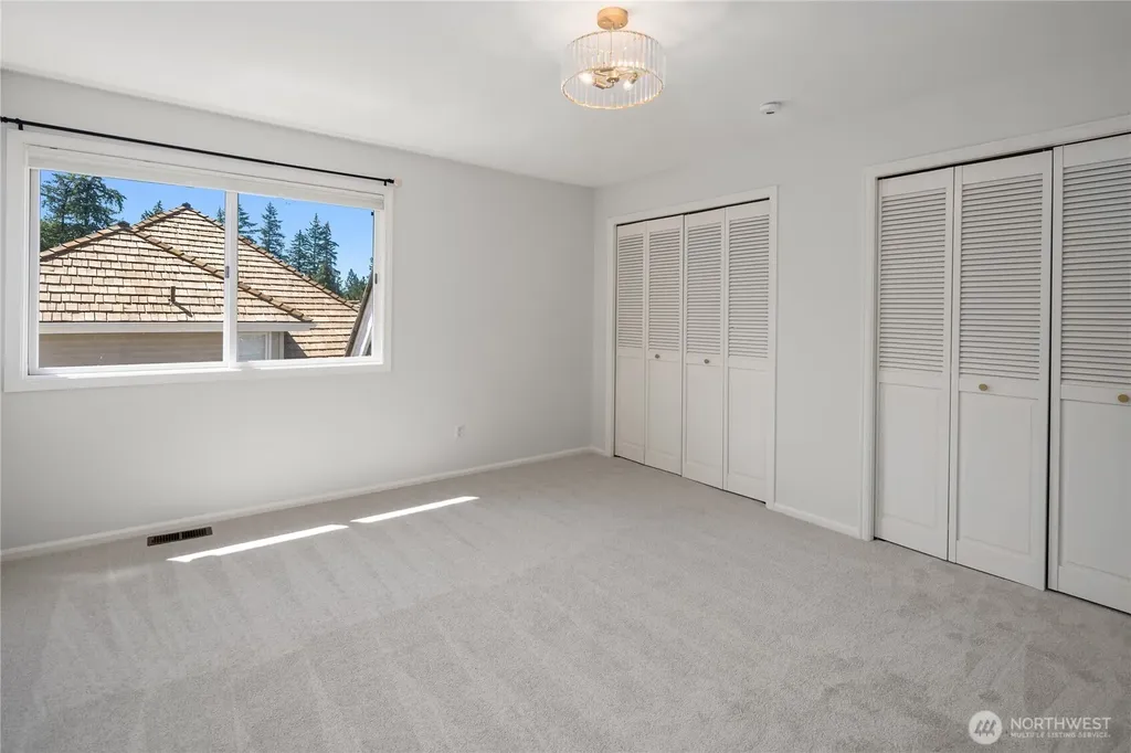 22525 SE 46th Place Sammamish WA 98075