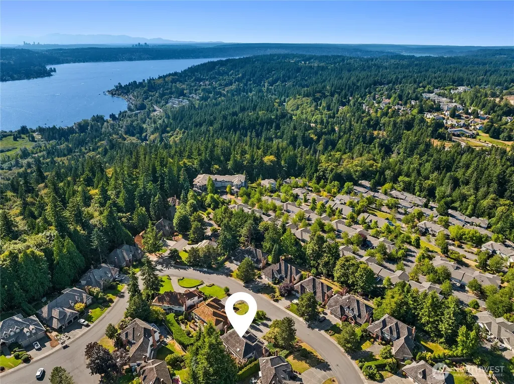 22525 SE 46th Place Sammamish WA 98075