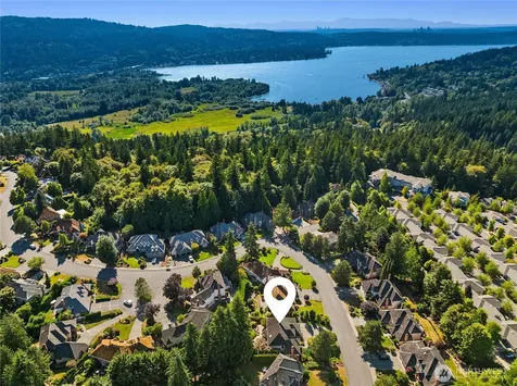 22525 SE 46th Place Sammamish WA 98075