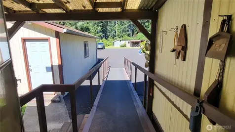 135 Oriole Drive Chehalis WA 98532