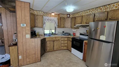 135 Oriole Drive Chehalis WA 98532