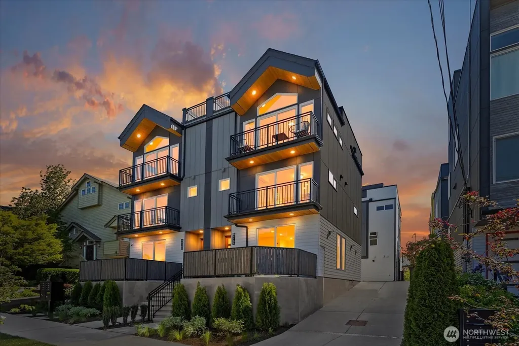 4416 Corliss Avenue N Seattle WA 98103