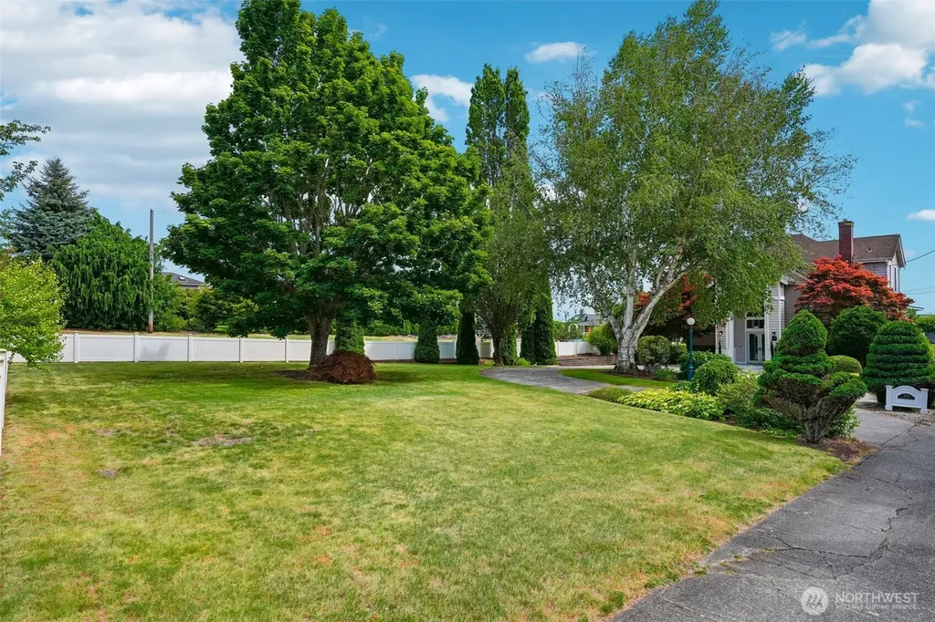 4608 Browns Point Boulevard Tacoma WA 98422