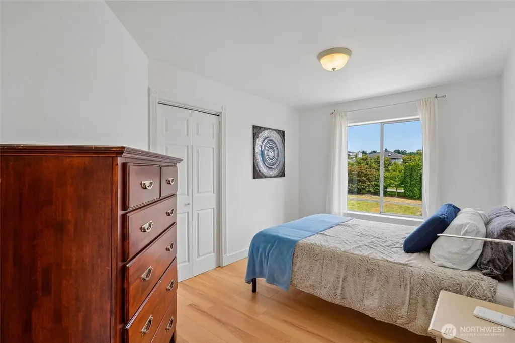 4608 Browns Point Boulevard Tacoma WA 98422