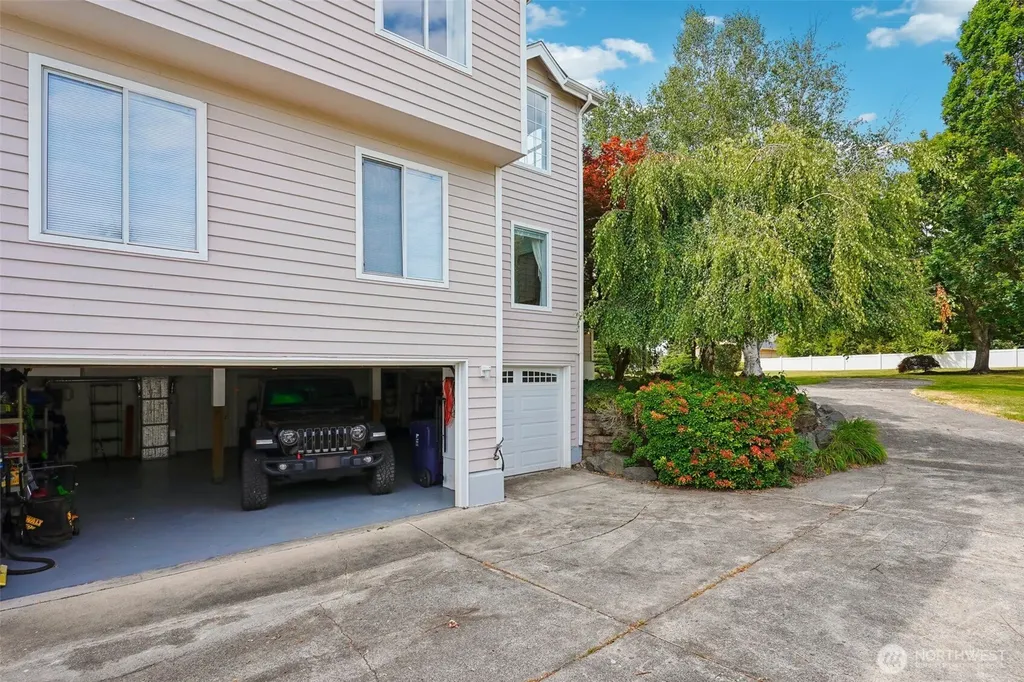 4608 Browns Point Boulevard Tacoma WA 98422