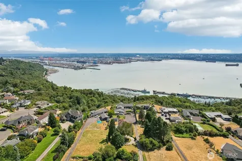 4608 Browns Point Boulevard Tacoma WA 98422