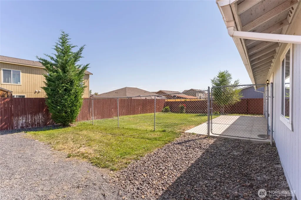 1316 W Electra Street Moses Lake WA 98837