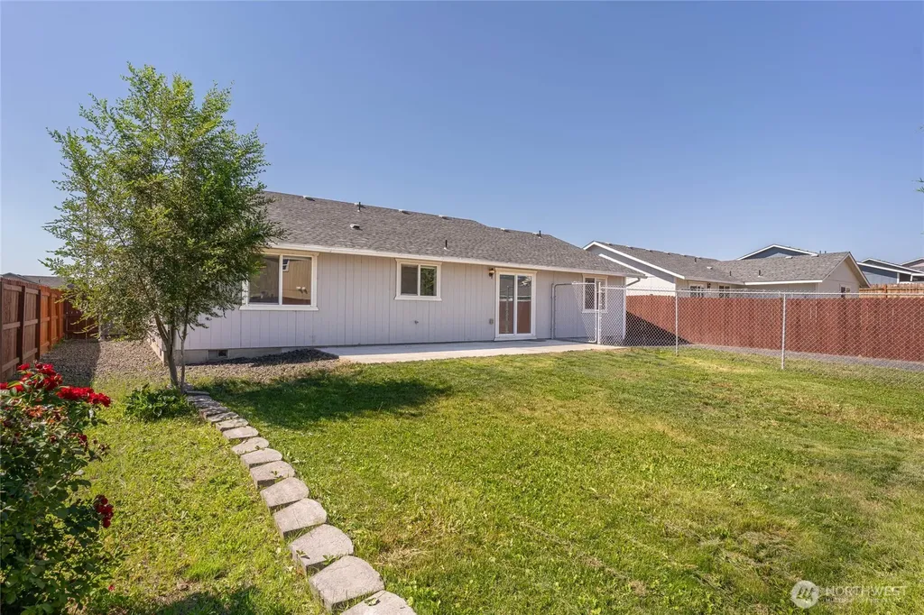 1316 W Electra Street Moses Lake WA 98837