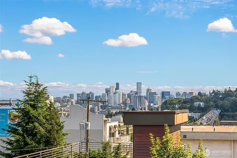 4112 Linden Avenue N Seattle WA 98103