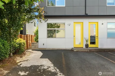 4112 Linden Avenue N Seattle WA 98103