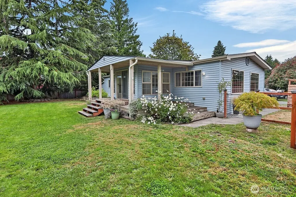 212 Robbins Road Sequim WA 98382