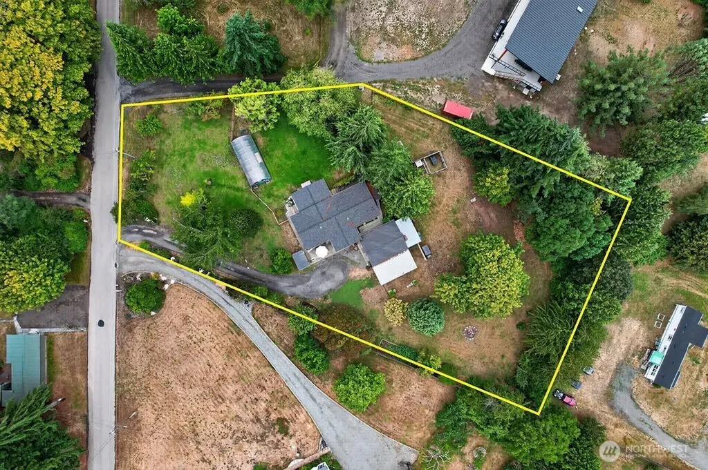 212 Robbins Road Sequim WA 98382
