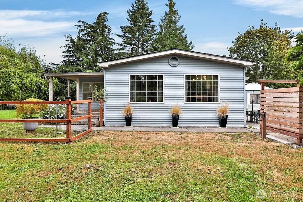 212 Robbins Road Sequim WA 98382