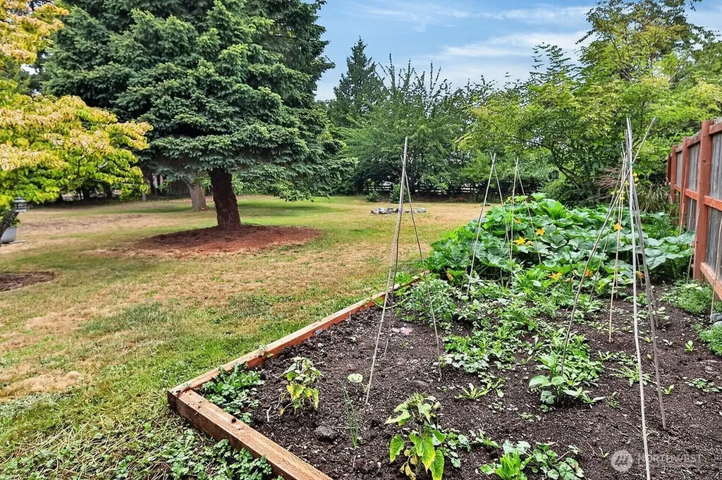 212 Robbins Road Sequim WA 98382