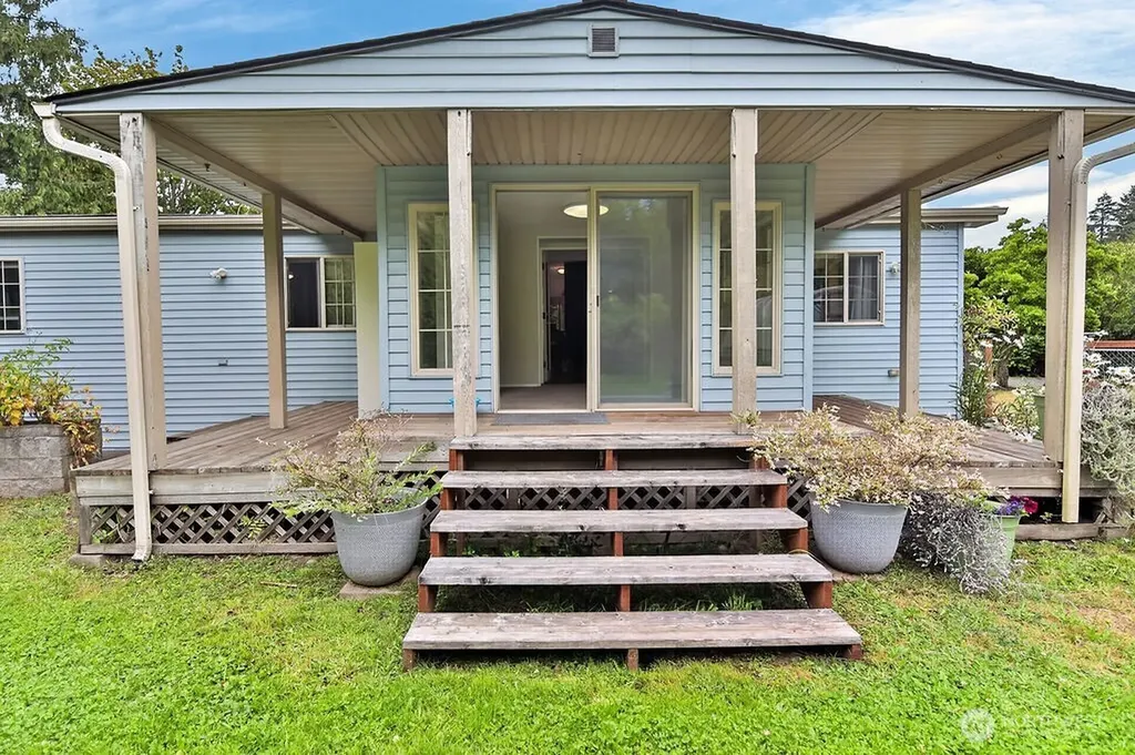 212 Robbins Road Sequim WA 98382