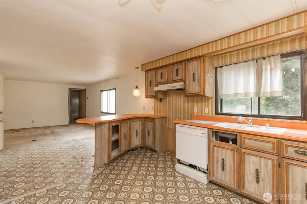 17636 118th Avenue SE Renton WA 98058