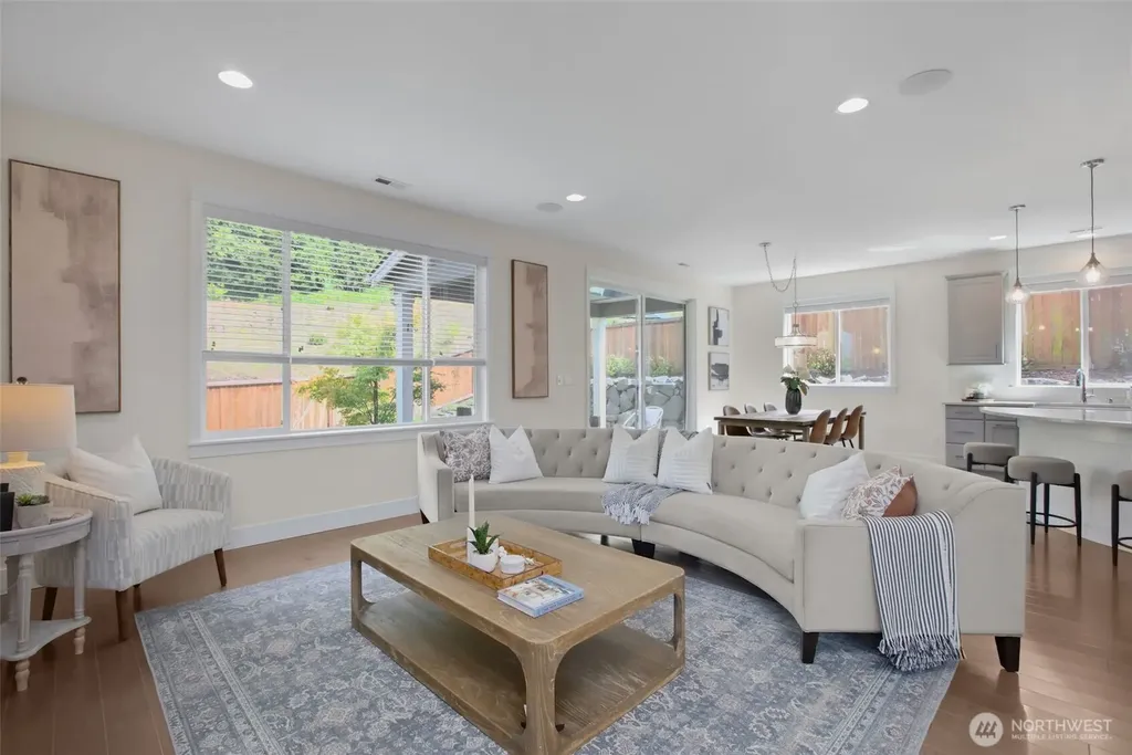 31324 43rd Place SW Federal Way WA 98023