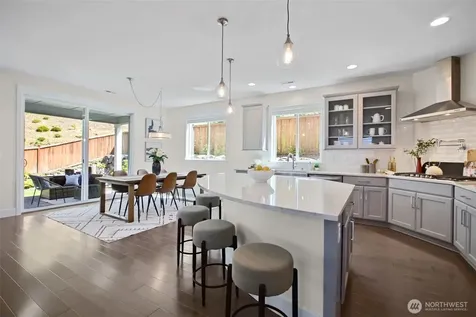 31324 43rd Place SW Federal Way WA 98023