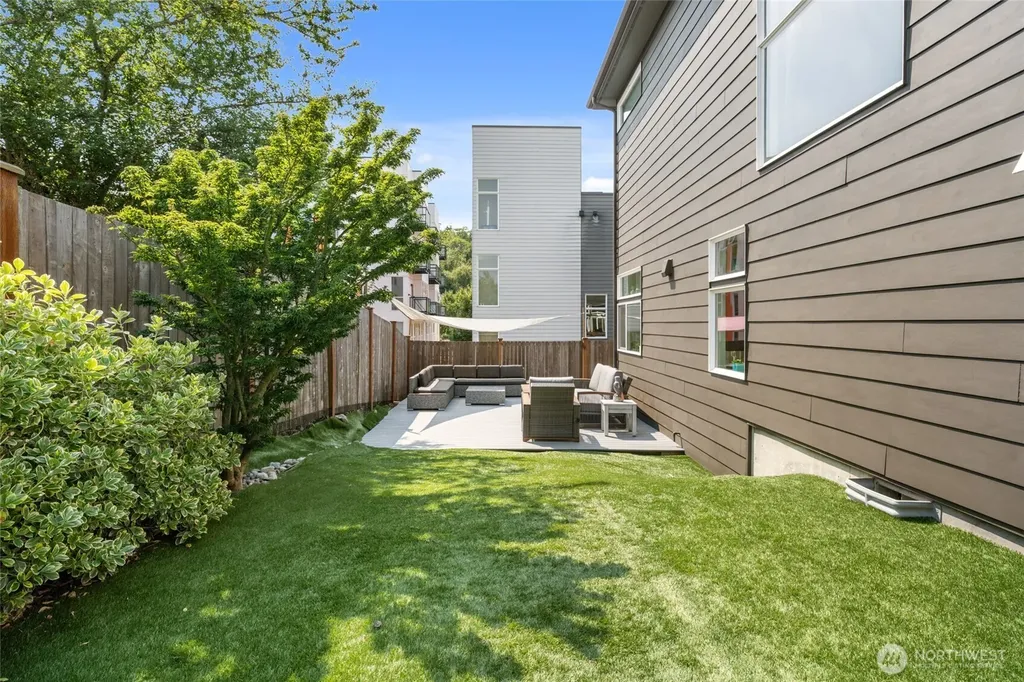 4042 Martin Luther King Jr Way S Seattle WA 98108