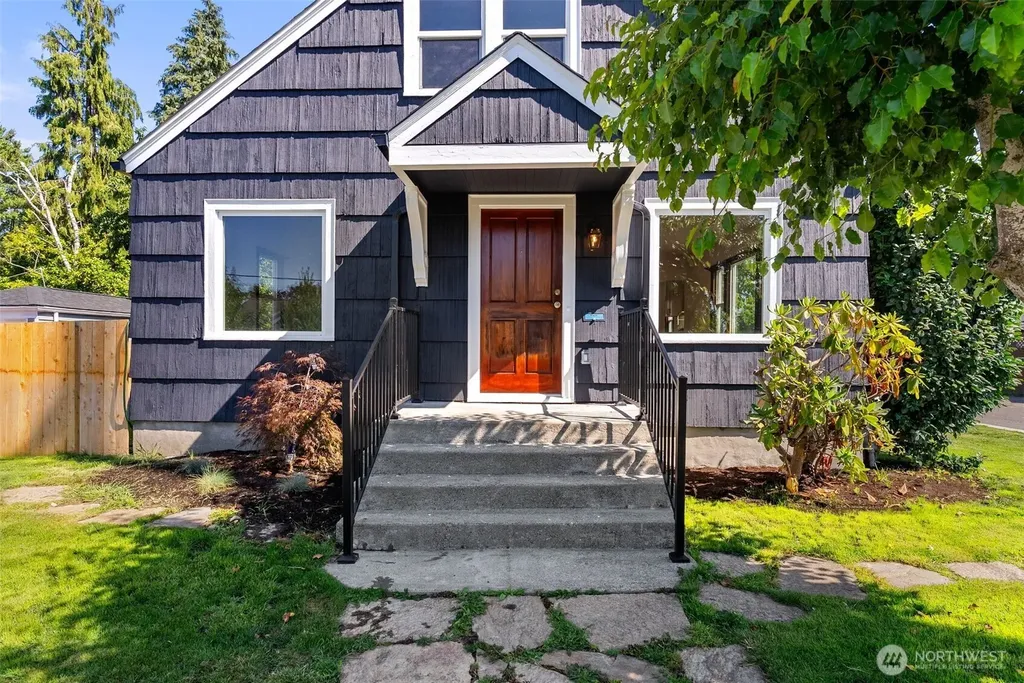 125 S 64th Street Tacoma WA 98408