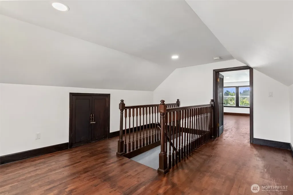 125 S 64th Street Tacoma WA 98408