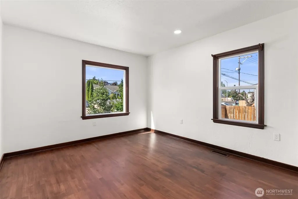 125 S 64th Street Tacoma WA 98408