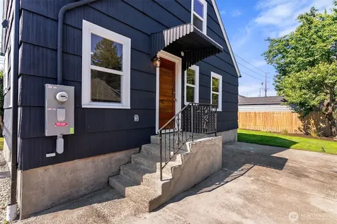 125 S 64th Street Tacoma WA 98408