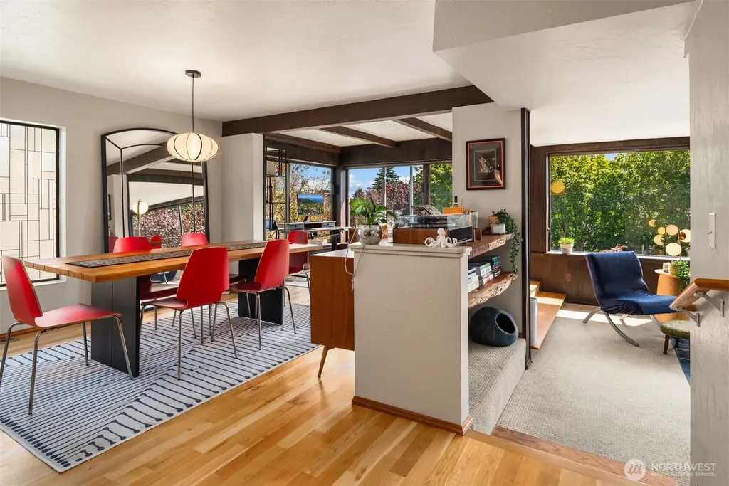 1627 California Avenue SW Seattle WA 98116