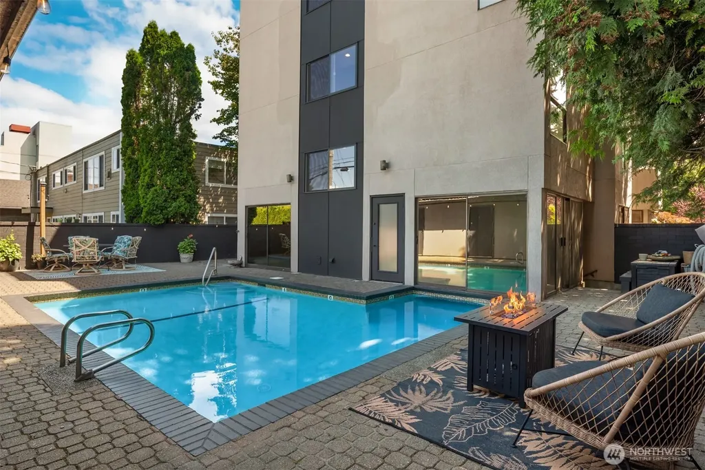 1627 California Avenue SW Seattle WA 98116