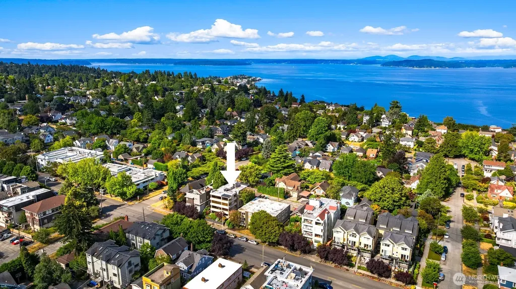 1627 California Avenue SW Seattle WA 98116