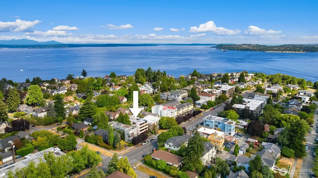 1627 California Avenue SW Seattle WA 98116