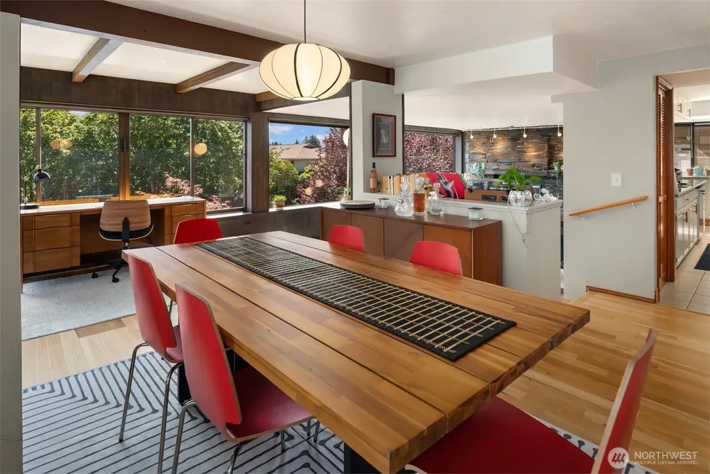 1627 California Avenue SW Seattle WA 98116