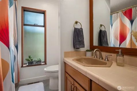 1627 California Avenue SW Seattle WA 98116
