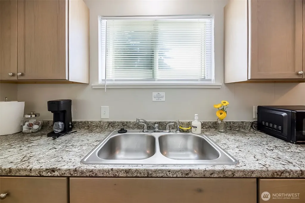 9201 36 Avenue S Seattle WA 98118