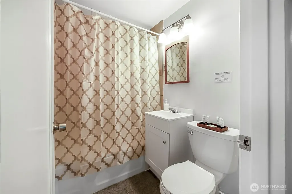 9201 36 Avenue S Seattle WA 98118