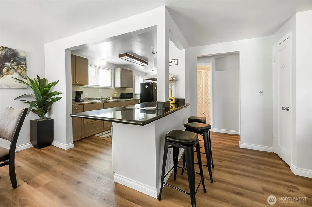 9201 36 Avenue S Seattle WA 98118