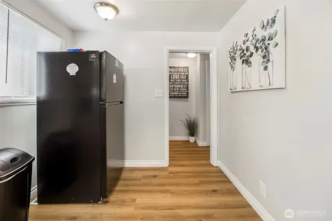9201 36 Avenue S Seattle WA 98118