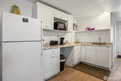 9201 36 Avenue S Seattle WA 98118