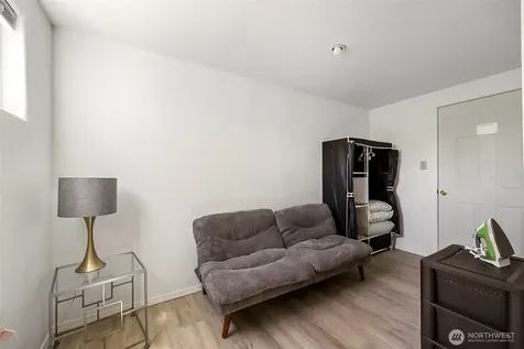 9201 36 Avenue S Seattle WA 98118