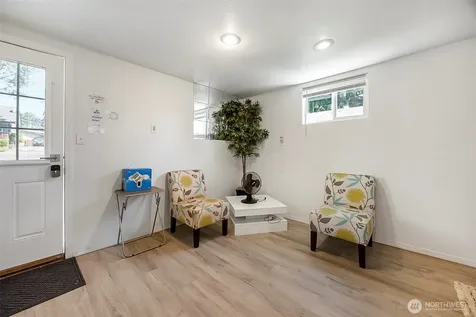 9201 36 Avenue S Seattle WA 98118