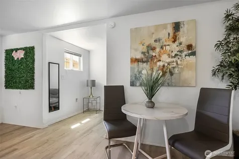 9201 36 Avenue S Seattle WA 98118
